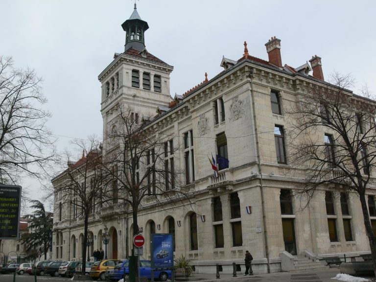 Valence  (26000)